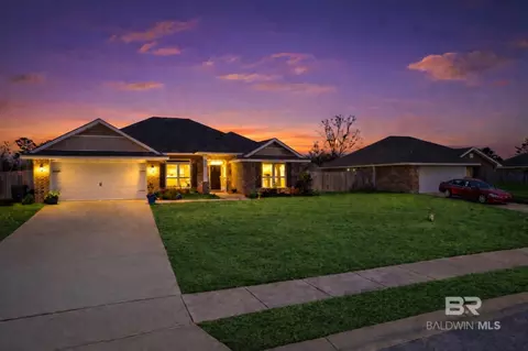 23121 Ridgewood Dr, Robertsdale, AL 36567