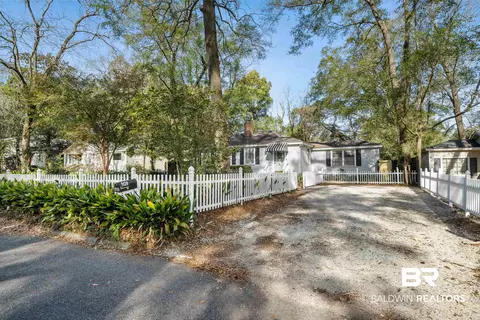 5128 Norton Ln, Mobile, AL 36608 photo 4