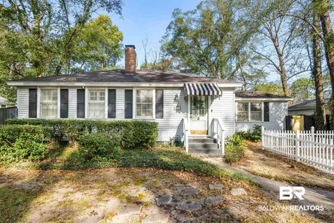 5128 Norton Ln, Mobile, AL 36608 photo 3