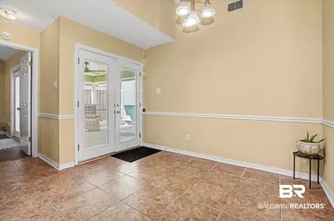 2120 Panorama Dr, Mobile, AL 36609 photo 9