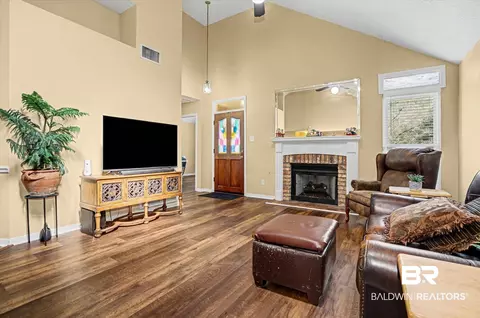 2120 Panorama Dr, Mobile, AL 36609 photo 6