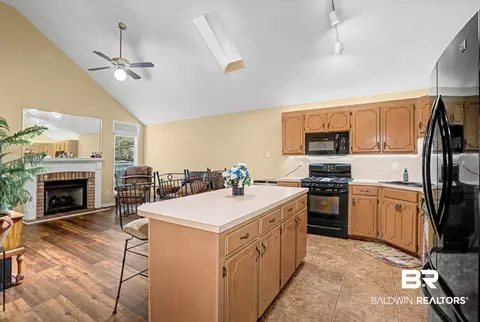 2120 Panorama Dr, Mobile, AL 36609 photo 8