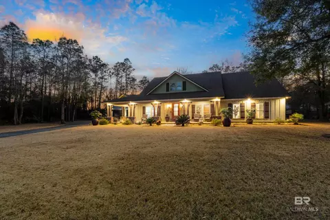 8593 Bay Pines Ln, Foley, AL 36535