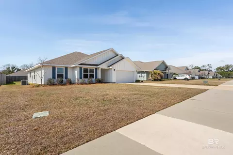 7045 Abigail St, Gulf Shores, AL 36542