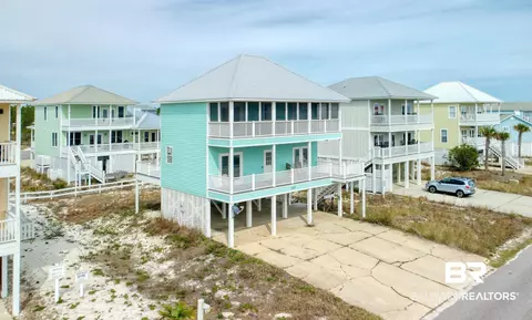 6081 Sawgrass Dr, Gulf Shores, AL 36542