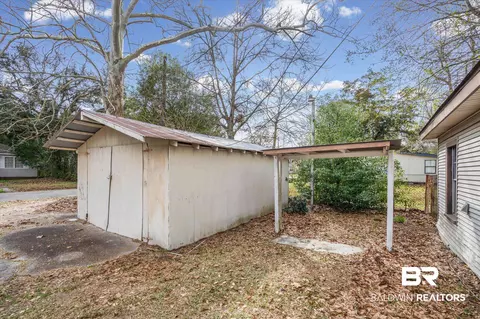 351 Kansas St, Chickasaw, AL 36611 photo 3