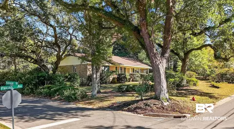 115 Pecan Ave, Fairhope, AL 36532