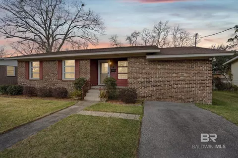 106 Esplanade Ave, Mobile, AL 36606