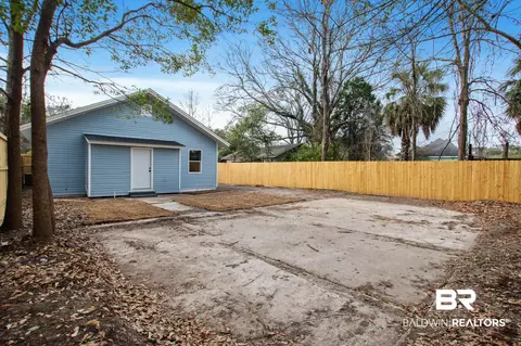 Exterior - 128 Bush Ave, Mobile, AL 36604 photo 6 of 7