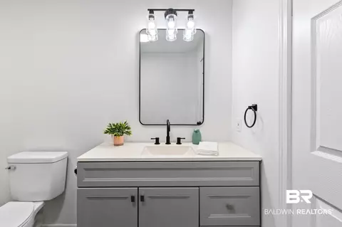Bath - 128 Bush Ave, Mobile, AL 36604 photo 5 of 6