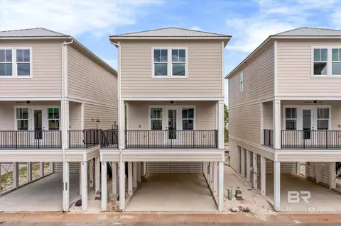 951 W Lagoon Ave #B, Gulf Shores, AL 36542
