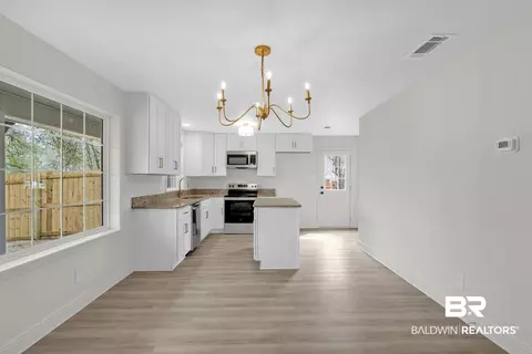 868 Nassau Dr, Mobile, AL 36608 photo 8