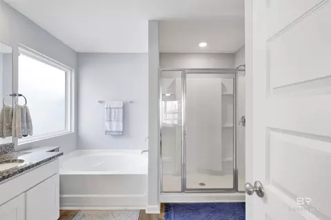 Bath - 11075 Alysheba Ln, Daphne, AL 36526 photo 1 of 2