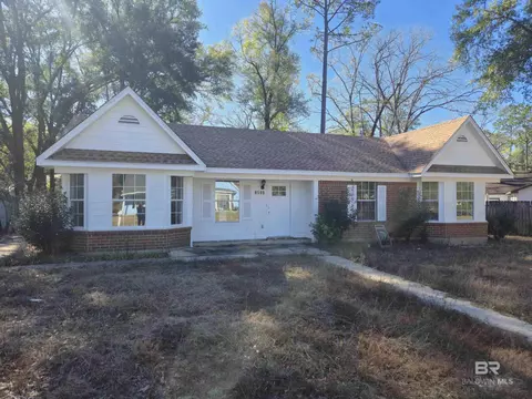 6505 N Princeton Woods Dr, Mobile, AL 36618