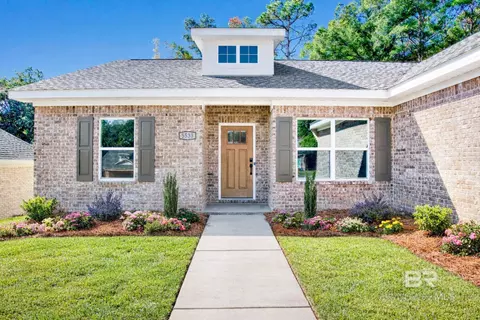 5533 Cross Creek Dr, Mobile, AL 36693