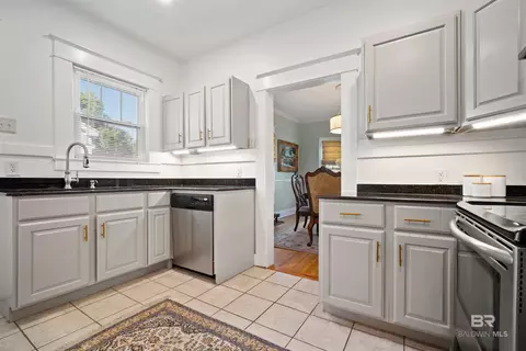 Kitchen - 168 Mohawk St, Mobile, AL 36606 photo 1 of 3