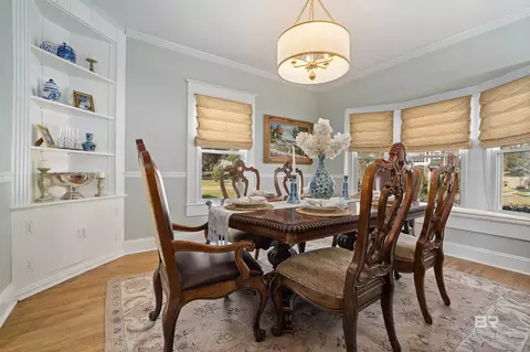 Dining - 168 Mohawk St, Mobile, AL 36606 photo 1 of 3