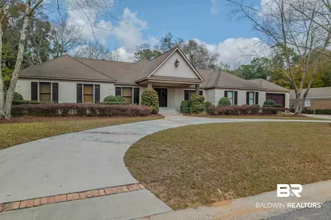 695 Greenwood Ave, Fairhope, AL 36532