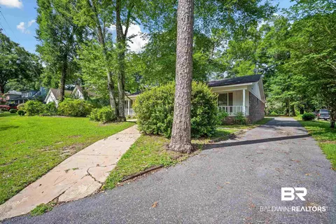 509 Ridgewood Dr, Daphne, AL 36526 photo 2