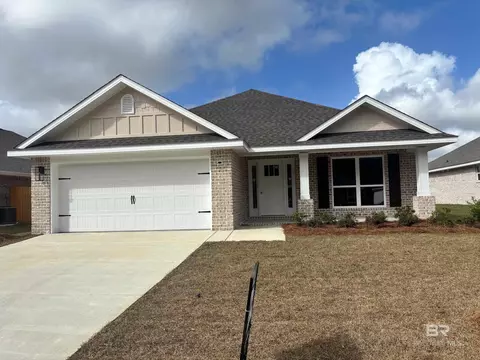 627 Mayflower Dr, Foley, AL 36535