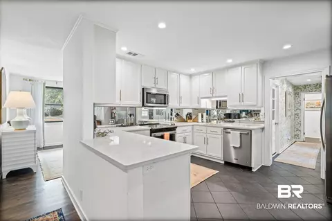 4590 Sunset Dr, Mobile, AL 36608 photo 8