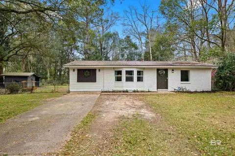 22897 Lincoln St, Robertsdale, AL 36567