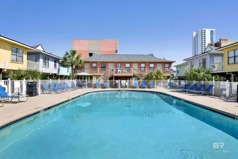 620 W Beach Blvd #9, Gulf Shores, AL 36542
