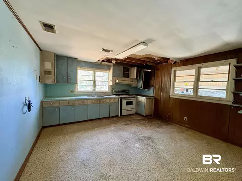 Kitchen - 4060 Dickson Ln, Mobile, AL 36618 photo 1 of 1