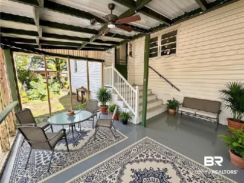 Exterior - 4060 Dickson Ln, Mobile, AL 36618 photo 5 of 5