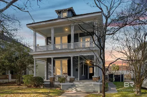 1508 Dauphin St, Mobile, AL 36604
