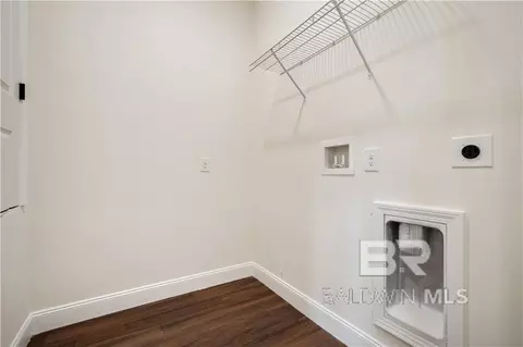 Entry Way - 3475 Denmark Rd, Mobile, AL 36618 photo 7 of 15