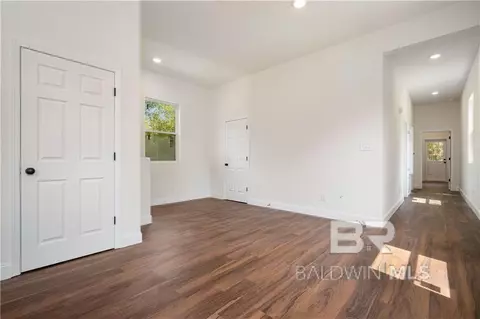 Entry Way - 3475 Denmark Rd, Mobile, AL 36618 photo 8 of 15