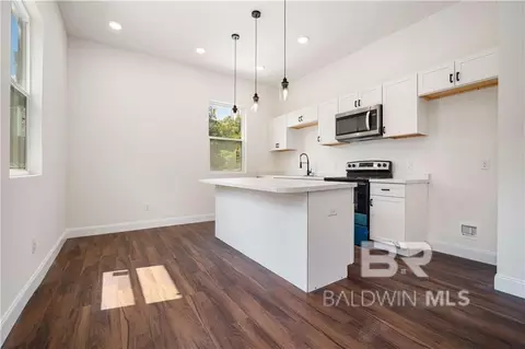 Entry Way - 3475 Denmark Rd, Mobile, AL 36618 photo 9 of 15