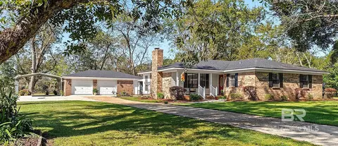 8090 Murray Hill Rd, Irvington, AL 36544