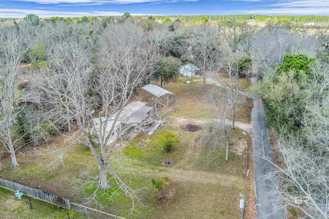24545 Peavy Ln, Robertsdale, AL 36567