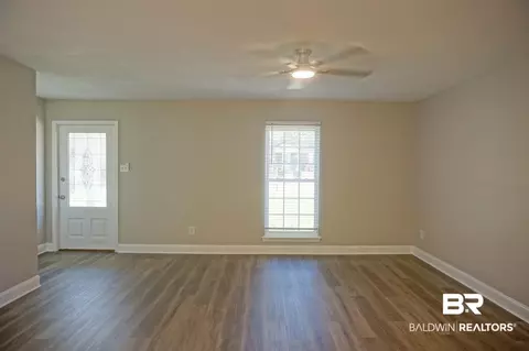 5161 Lancelot Dr, Mobile, AL 36619 photo 3