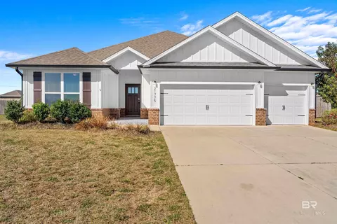 21775 Landry Ln, Fairhope, AL 36532