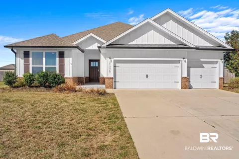 21775 Landry Ln, Fairhope, AL 36532