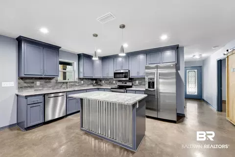Kitchen - 36397 Alexandria Trl, Stapleton, AL 36578 photo 2 of 7