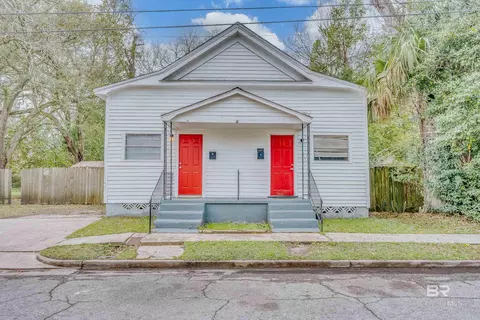 1005 Oak St, Mobile, AL 36604