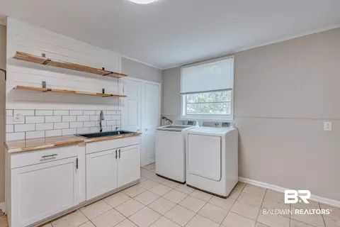 1005 Oak St, Mobile, AL 36604 photo 8