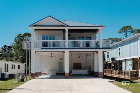 5517 Bear Point Ave, Orange Beach, AL 36561