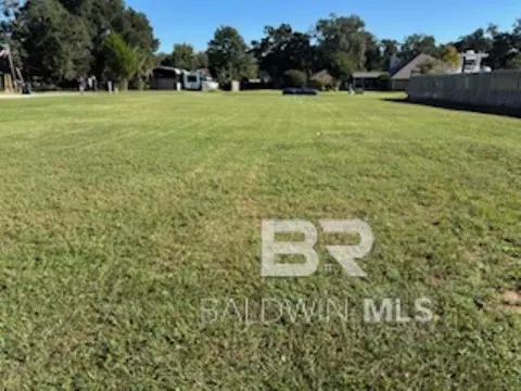 33434 Woodlands Dr, Lillian, AL 36549