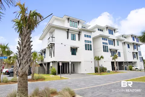 3001 Dover St, Orange Beach, AL 36561