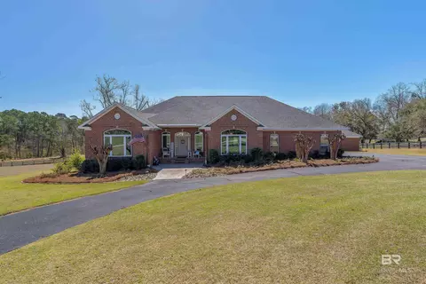 12774 Saddlebrook Cir, Fairhope, AL 36532