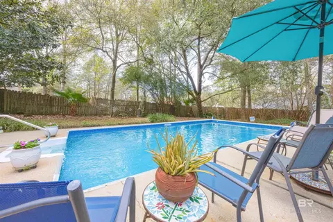 Exterior - 124 Chatam Loop, Daphne, AL 36526 photo 10 of 11