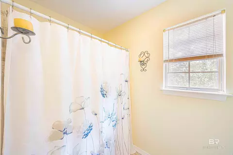 Bath - 124 Chatam Loop, Daphne, AL 36526 photo 3 of 4