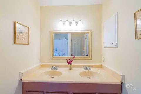 Bath - 124 Chatam Loop, Daphne, AL 36526 photo 2 of 4