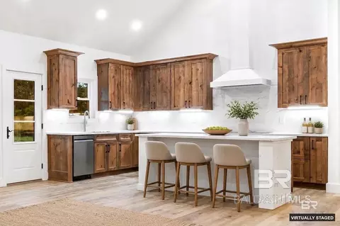 Kitchen - 28310 Comstock Rd, Elberta, AL 36530 photo 1 of 7