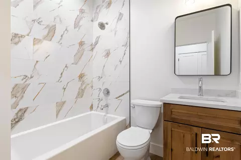 Bath - 28310 Comstock Rd, Elberta, AL 36530 photo 1 of 7